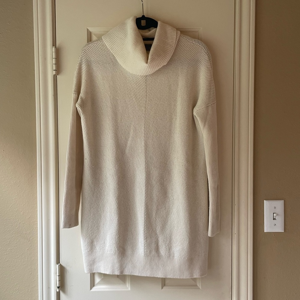 Vince Cream Cowl Neck Tunic Sweater - size S